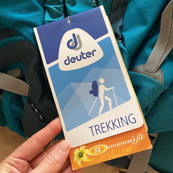 Deuter Aircontact 45+10L Trekking Backpack - Picture 3 of 4